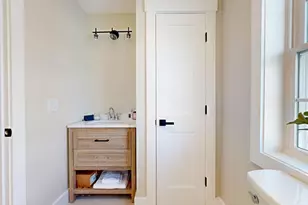 46 Hastings Ave, Worcester, MA 01606 - Photo 36