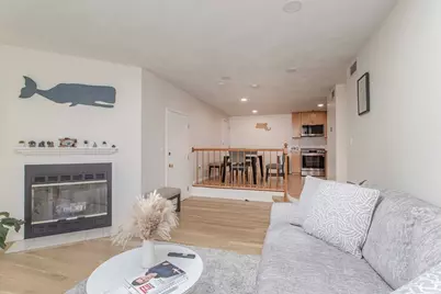 1210 Vfw Parkway #11, Boston, MA 02132 - Photo 8