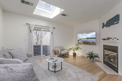 1210 Vfw Parkway #11, Boston, MA 02132 - Photo 2