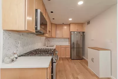 1210 Vfw Parkway #11, Boston, MA 02132 - Photo 4