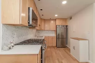 1210 VFW Parkway, Boston, MA 02132 - Photo 4