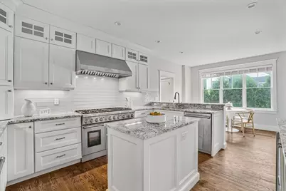 7 Bemis Rd, Wellesley, MA 02481 - Photo 6