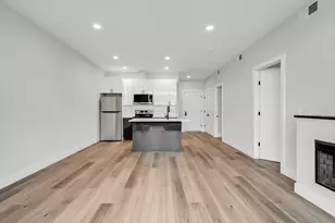 63 Belgrade Ave, Boston, MA 02131 - Photo 4