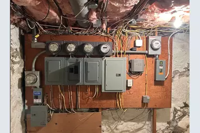 120 Lakeview Ave, Lowell, MA 01850 - Photo 6