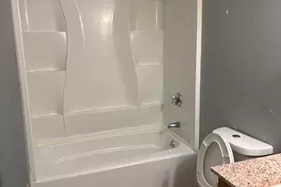 34 Nassau St, Chicopee, MA 01013 - Photo 8