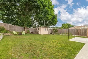 9 Cyrus St, Wakefield, MA 01880 - Photo 2