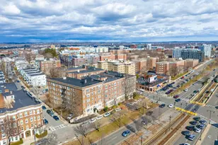 1607 Commonwealth Ave, Boston, MA 02135 - Photo 10