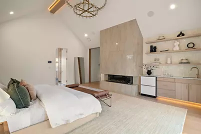 1301 Commonwealth Ave, Newton, MA 02465 - Photo 24