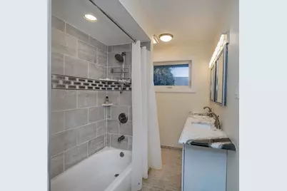 212 Monument St, Haverhill, MA 01832 - Photo 16