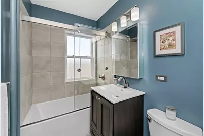 14 Linden St #8, Brookline, MA 02445 - Photo 6