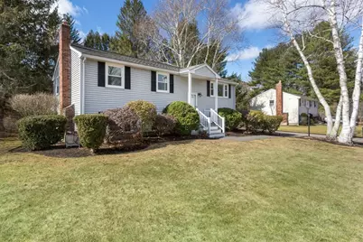 12 Harborwood Dr, Franklin, MA 02038 - Photo 2