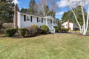 12 Harborwood Dr, Franklin, MA 02038 - Photo 2