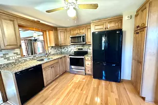 2 Wholan Park, Middleborough, MA 02346 - Photo 1