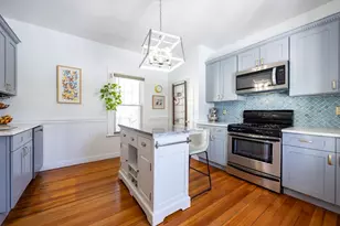 7 Elm St, Boston, MA 02136 - Photo 2