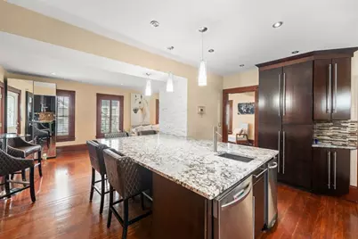 47 Clinton St, Framingham, MA 01702 - Photo 8