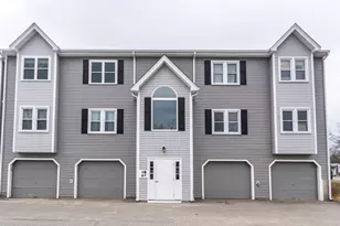 84 Tennis Plaza Rd, Dracut, MA 01826 - Photo 1