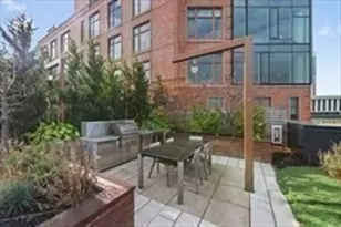 100 Lovejoy Wharf, Boston, MA 02114 - Photo 22