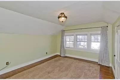 23 Westernview St, Springfield, MA 01108 - Photo 32