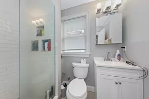 195 E Cottage St, Boston, MA 02125 - Photo 16