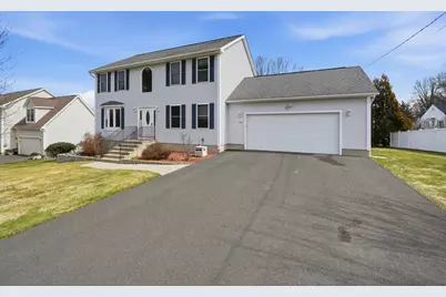 138 Vineland Ave, East Longmeadow, MA 01028 - Photo 2