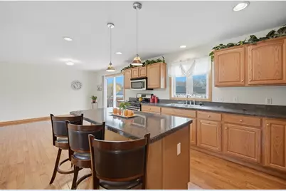 138 Vineland Ave, East Longmeadow, MA 01028 - Photo 12