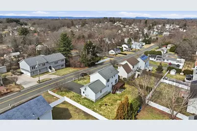 138 Vineland Ave, East Longmeadow, MA 01028 - Photo 38