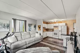 10 Main St, Framingham, MA 01702 - Photo 2