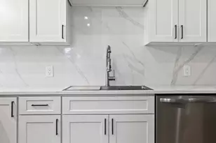 60 Stanley St, Boston, MA 02125 - Photo 4