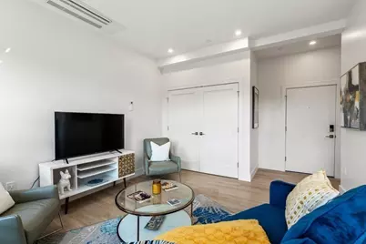 1950 Washington St #3B, Boston, MA 02118 - Photo 4