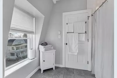 76 Hovey St, Watertown, MA 02472 - Photo 14