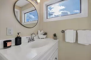 76 Hovey St, Watertown, MA 02472 - Photo 20