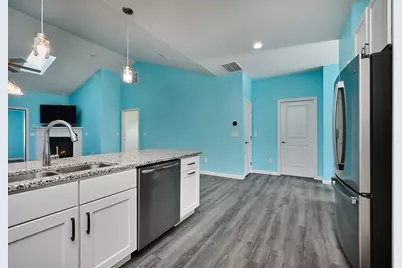 111 Daniel Shays Hwy #29, Belchertown, MA 01002 - Photo 4