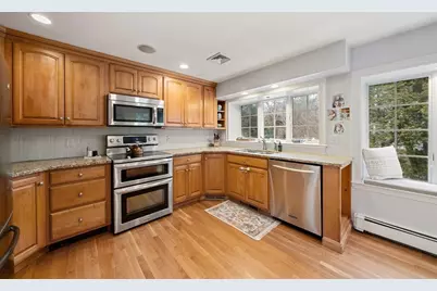 55 Burnside Rd, Needham, MA 02494 - Photo 8