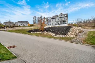 122 Seven Sister Rd, Haverhill, MA 01830 - Photo 32