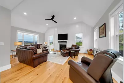 122 Seven Sister Rd, Haverhill, MA 01830 - Photo 4