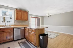 139 Wellman Ave, Chelmsford, MA 01863 - Photo 10