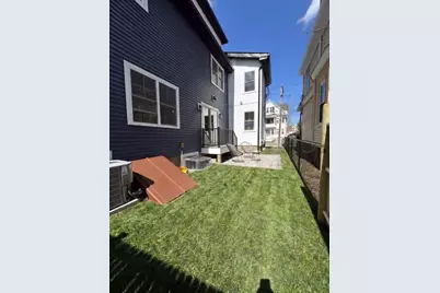 29 Laurel #29, Watertown, MA 02472 - Photo 24