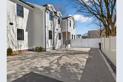 165 Franklin St #165, Arlington, MA 02474 - Photo 2