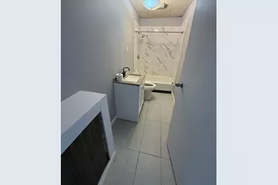 272-274 Pleasant St #2, Brockton, MA 02301 - Photo 4