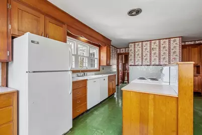 49 Lincoln Ave, Orange, MA 01364 - Photo 6