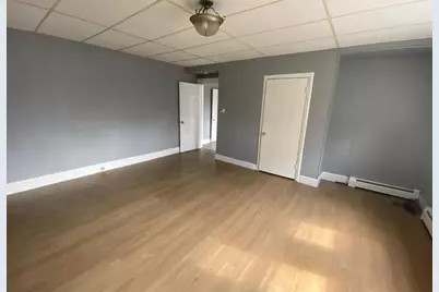 1170 Main St #4, Brockton, MA 02301 - Photo 4