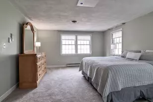 14 Travis Dr, Framingham, MA 01702 - Photo 10