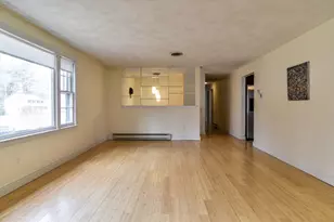 14 Travis Dr, Framingham, MA 01702 - Photo 2