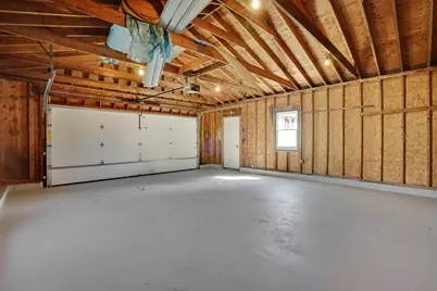 116 Carr St, Springfield, MA 01118 - Photo 24