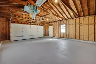 116 Carr St, Springfield, MA 01118 - Photo 24