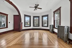 24 Carleton St, Revere, MA 02151 - Photo 6