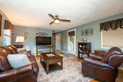 189 Holyoke St, Lynn, MA 01905 - Photo 14