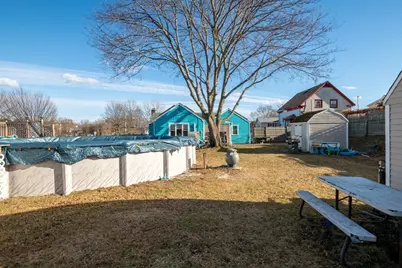 189 Holyoke St, Lynn, MA 01905 - Photo 34