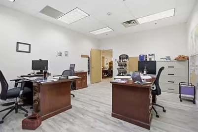 678 Andover St #3, Lawrence, MA 01843 - Photo 10