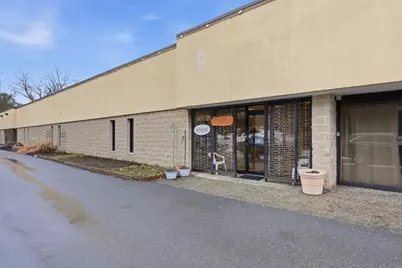 678 Andover St #3, Lawrence, MA 01843 - Photo 4